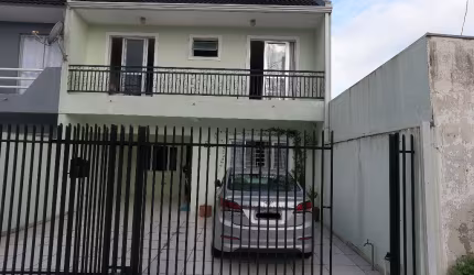 Sobrado com 5 quartos, 236 m², à venda por R$ 790.000 Cajuru - Curitiba/PR