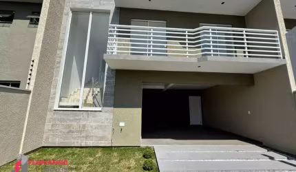 Sobrado com 3 quartos, 148 m², à venda por R$ 719.000 Cidade Jardim - São José dos Pinhais/PR