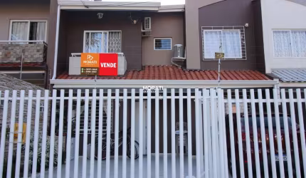 EXCELENTE SOBRADO EM UMA OTIMA LOCALIZAÇÃO NO BAIRRO BOQUEIRÃO