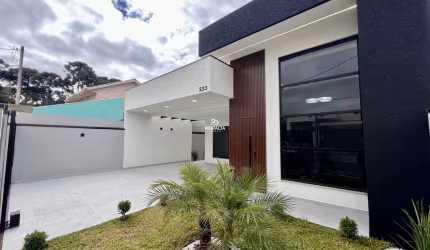 Linda Casa Com 03 quartos (sendo um suíte) na Fazenda Rio Grande!