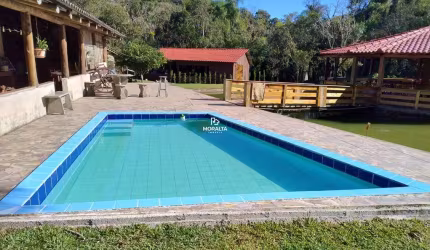 Chácara com Piscina à venda - Araçatuba - Tijucas do Sul/PR