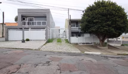 Sobrado 03 Quartos sendo uma suite no Alto Boqueirão