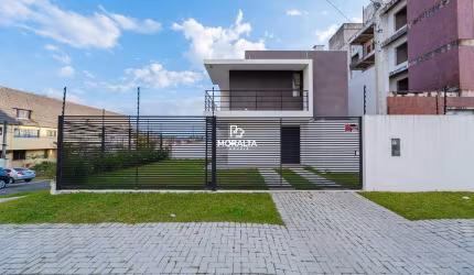 Casa com 3 Quartos Sendo Uma Suite à venda , Uberaba, Curitiba