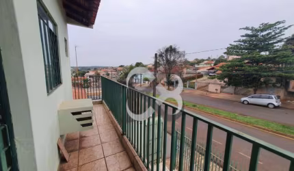 Sobrado com 3 dormitórios à venda, 170 m² por R$ 649.000,00 - Centro - Ibiporã/PR