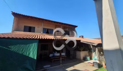Casa com 3 dormitórios à venda, 150 m² por R$ 428.000,00 - Conjunto Café - Londrina/PR