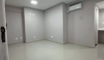 Sala Comercial, 85m², em excelente localização.