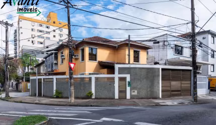 Casa Sobrado com 3 Dormitórios e 4 Banheiros em Embaré, Santos