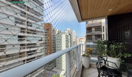 Apartamento com 4 Quartos e 6 banheiros à Venda, 240 m² - Gonzaga - Santos