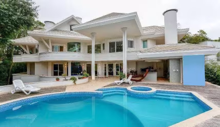 CASA ESPETACULAR CHEIA DE DESIGN E LAZER COMPLETO!