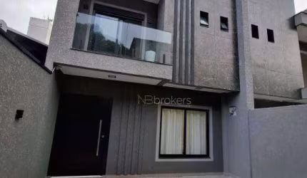 COM SUÍTE MASTER, CHURRASQUEIRA E 2 SACADAS!