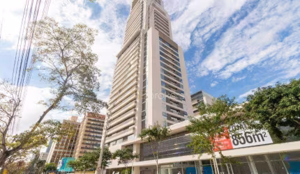 MOBILIADO E COM VISTA INCRÍVEL: EM FRENTE AO SHOPPING MUELLER!