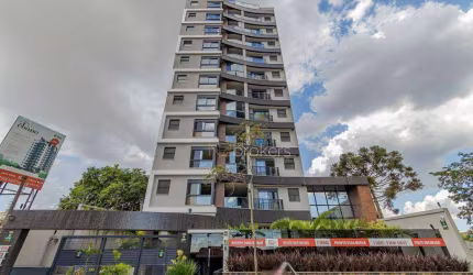 NO CRISTO REI COM 2 VAGAS, VARANDA GOURMET, BANHEIRA DE HIDROMASSAGEM E VISTA INCRÍVEL!