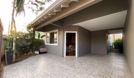 SEMI-MOBILIADO, COM 3 QUARTOS, SUÍTE, MEZANINO E JARDIM EXCLUSIVO!