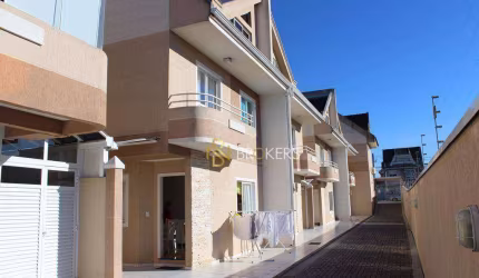 Sobrado com 3 dormitórios à venda, 134 m² por R$ 779.000,00 - Hauer - Curitiba/PR