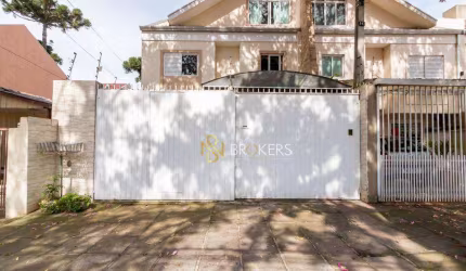 Sobrado com 4 dormitórios à venda, 140 m² por R$ 629.500,00 - Fanny - Curitiba/PR