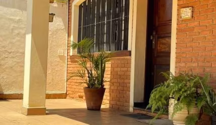 Casa ao lado do metrô 3 quartos à venda, 200m² -  Vila Sônia