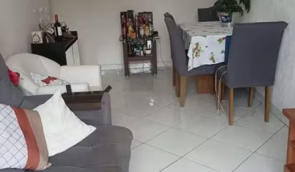 Apartamento com 2 Quartos à Venda, 54 m² por R$ 298 mil