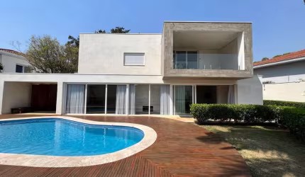 Luxuosa Casa de 760m² à Venda no Jardins - Sofisticação e Conforto
