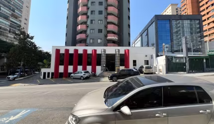 Oportunidade Imperdível no Campo Belo - Ponto Comercial para Venda ou Aluguel!
