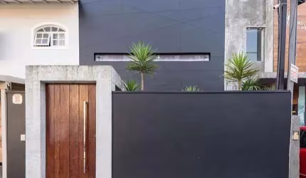 Imperdível Casa Comercial para Venda na Vila Nova Conceição - 3 Banheiros, 220m² - São Paulo-SP
