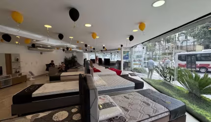 Ótimo Ponto Comercial /Salão / Loja / LOCAÇÃO / MORUMBI / Comércio  /Aluguel