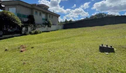 Terreno à venda em condomínio exclusivo no Tamboré, Santana de Parnaíba-SP - 521m² de área!