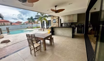 Casa em Condomínio de Luxo com 3 Quartos e 6 Vagas na Vivendas do Lago, Sorocaba-SP - Imperdível!