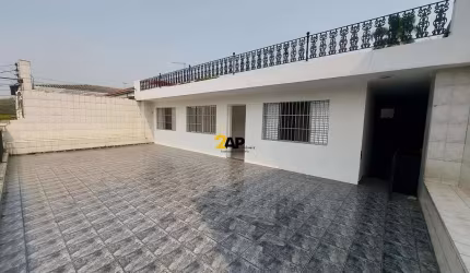 Imperdível! Casa à venda no Rio Pequeno: 6 quartos, 2 suítes, 4 salas, 4 banheiros, 6 vagas de garagem.