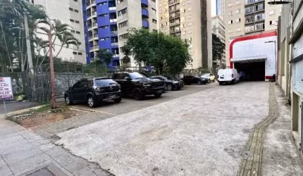 Galpão comercial para locação na Vila Olímpia
