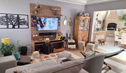 Casa de Condomínio à venda na Vila Suzana, São Paulo-SP: 3 quartos, 1 suíte, 2 salas, 2 banheiros, 1 vaga, 128m².