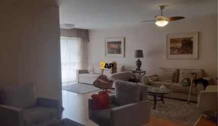 Apartamento à venda em São Paulo - Vila Nova Conceição: 3 quartos, 1 suíte, 3 salas, 4 banheiros, 2 vagas - 156,00 m² de área.