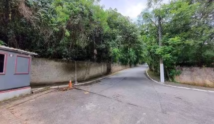 Terreno com 4000m² para venda no Panamby