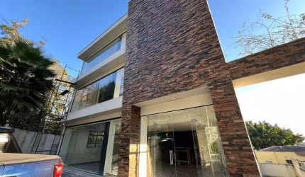 Prédio comercial para locação no Morumbi ao lado do Albert Einstein