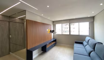 Cobertura duplex reformada à venda em Moema, São Paulo-SP: 2 quartos, 1 suíte, 2 salas, 3 banheiros, 2 vagas de garagem com 144m²
