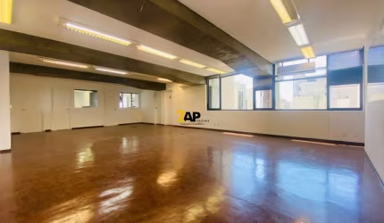 Conjunto Comercial a venda / locação no Brooklin, 6 salas,3 vagas com 212m² .Condomínio : Indeca