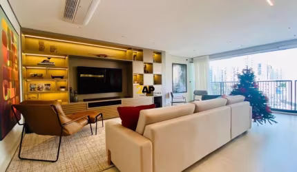 Apartamento a venda em Moema, 3 suítes, 2 vagas com 149m².