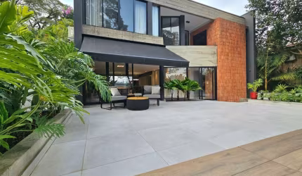 Imperdível Casa à Venda no Brooklin Paulista em São Paulo-SP: 3 Quartos, 3 Suítes, 6 Banheiros, 3 Vagas, 408m²