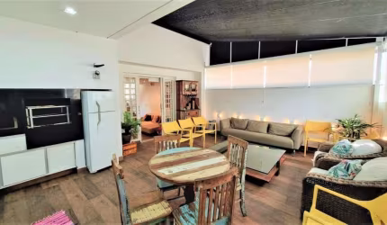 Imperdível oportunidade! Casa à venda em São Paulo-SP, Vila Suzana: 4 quartos sendo 2 suítes, 2 salas, 5 banheiros, 2 vagas, 340m².