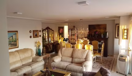 Apartamento à venda em São Paulo - Vila Andrade: 4 quartos, 2 suítes, 2 banheiros, 2 vagas de garagem!