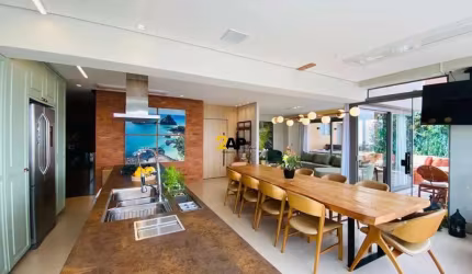 Cobertura Duplex mobiliada a venda no Brooklin, 3 suítes, 4 vagas com 265 m² .