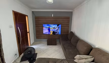 Casa à venda em São Paulo-SP: 2 quartos, 1 sala, 5 vagas de garagem! Aproveite essa oportunidade única!