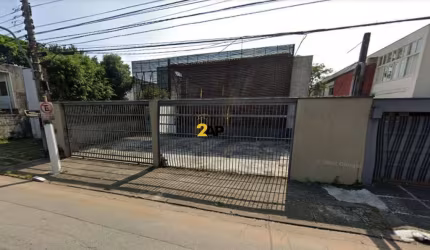 Imóvel Comercial para Locação em Indianópolis: Ponto Estratégico com 7 Banheiros, 20 Vagas de Garagem e 550m²