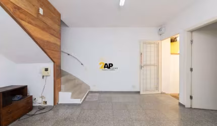 Casa comercial para locação no Campo Belo, São Paulo-SP: 5 salas, 3 banheiros, 1 vaga de garagem, 131,00 m² de área.