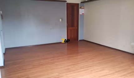 Apartamento à venda em São Paulo-SP, Jardim Santa Josefina: 2 quartos, 1 banheiro, 1 vaga de garagem!
