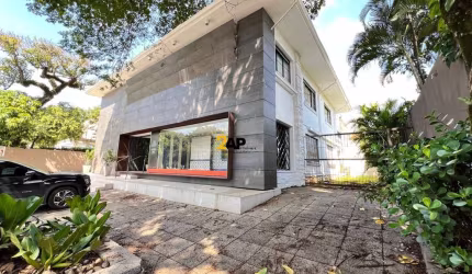 Loja Comercial de Alto Padrão para Aluguel no Jardim Paulista, 8 Vagas de Garagem, 830m².