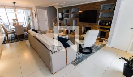 Casa à Venda - Vila Andrade, 4 Quartos,  230 m2