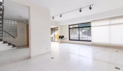 Casa Comercial para Aluguel em Indianópolis, São Paulo-SP: 8 salas, 5 banheiros, 4 vagas de garagem, 200m².
