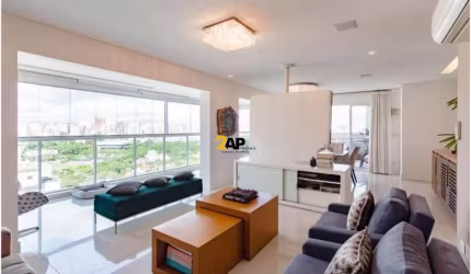 Imperdível cobertura de alto padrão com 3 quartos e 6 vagas na Indianópolis, São Paulo-SP!