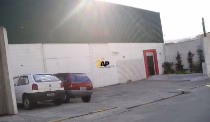 Galpão com 800m2 para Locação por R$ 30.000,00 - Vila Ernesto  2 Banheiros, 5 Vagas de Garagem