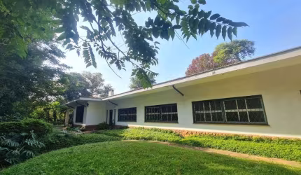 Imperdível oportunidade: Casa de 5 quartos e 2 suítes no Parque das Flores, São Paulo-SP!